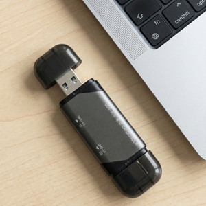 ZR1208 ADS-328 USB/TYPE-C 4.0 CARD READER